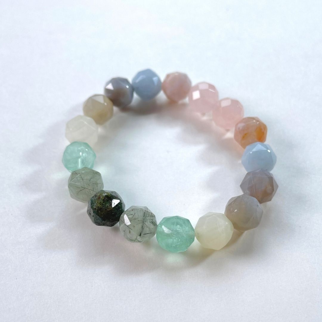 高品質 フローライト スターカット 天然石ブレスレット 水晶